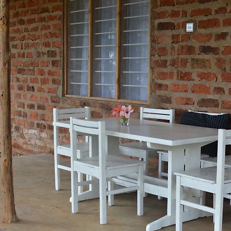 Milemeleni Guesthouse Lushoto Kültér fotó